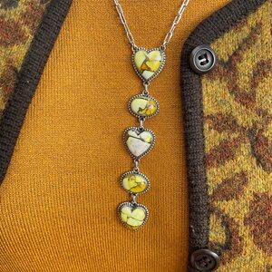 🆕🌠Heart-Shaped HONEY DAHLIA  Sterling Necklace